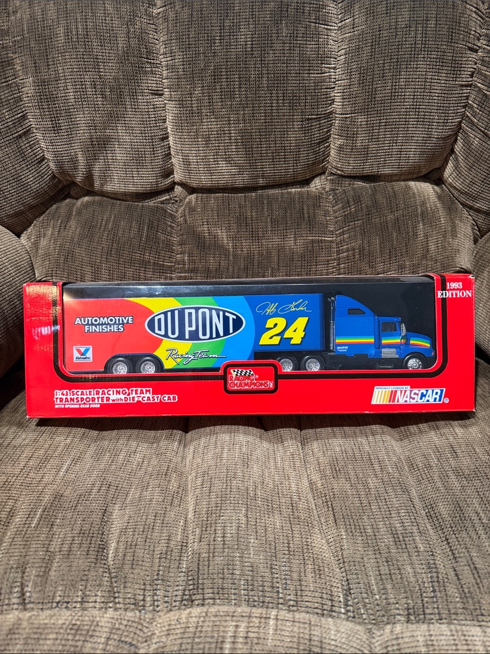 Nascar Dupont Blue & Red #24 Racing Transporter Toy
